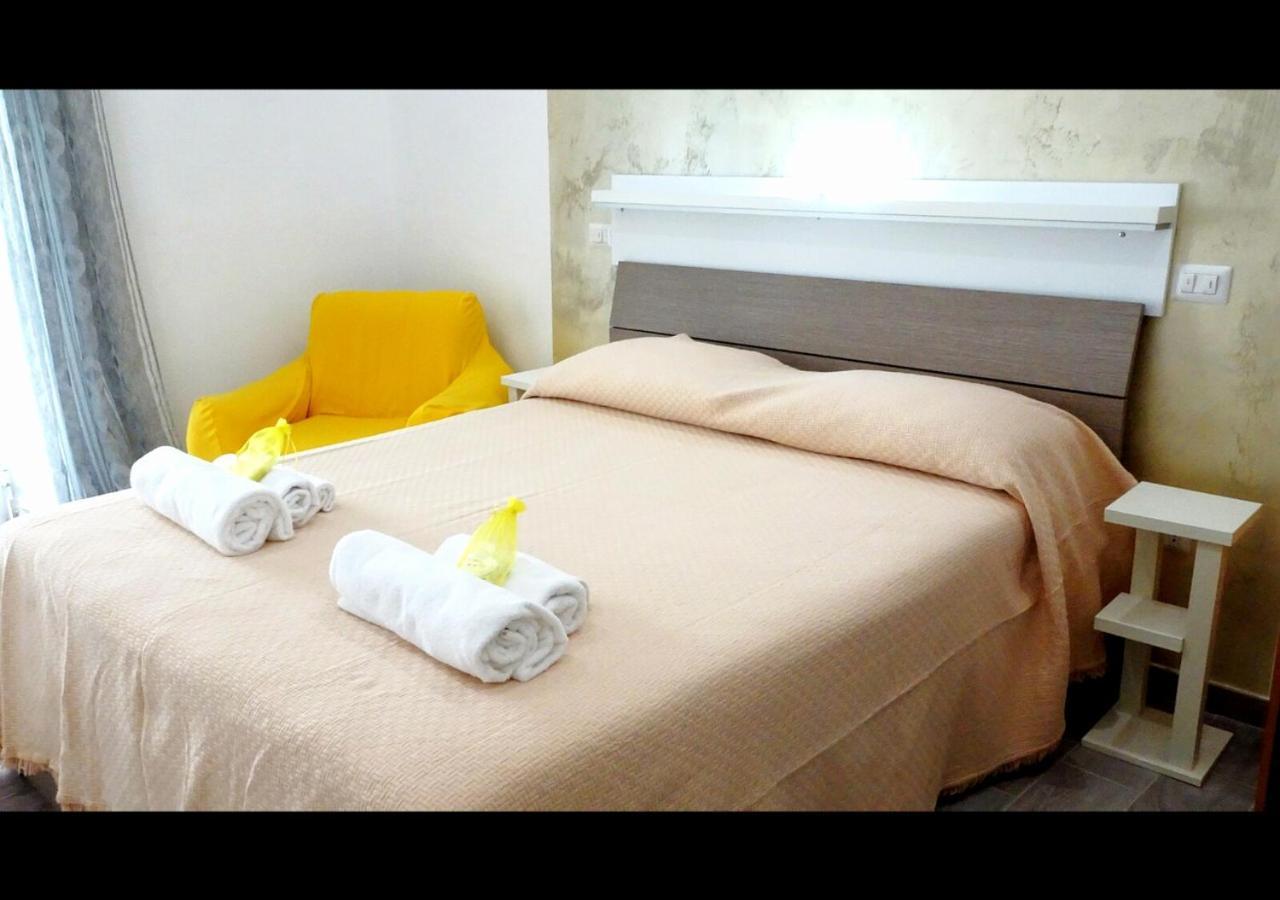 Bed & Breakfast A Capua Adiacente Al Duomo - Il Vicolo Luaran gambar
