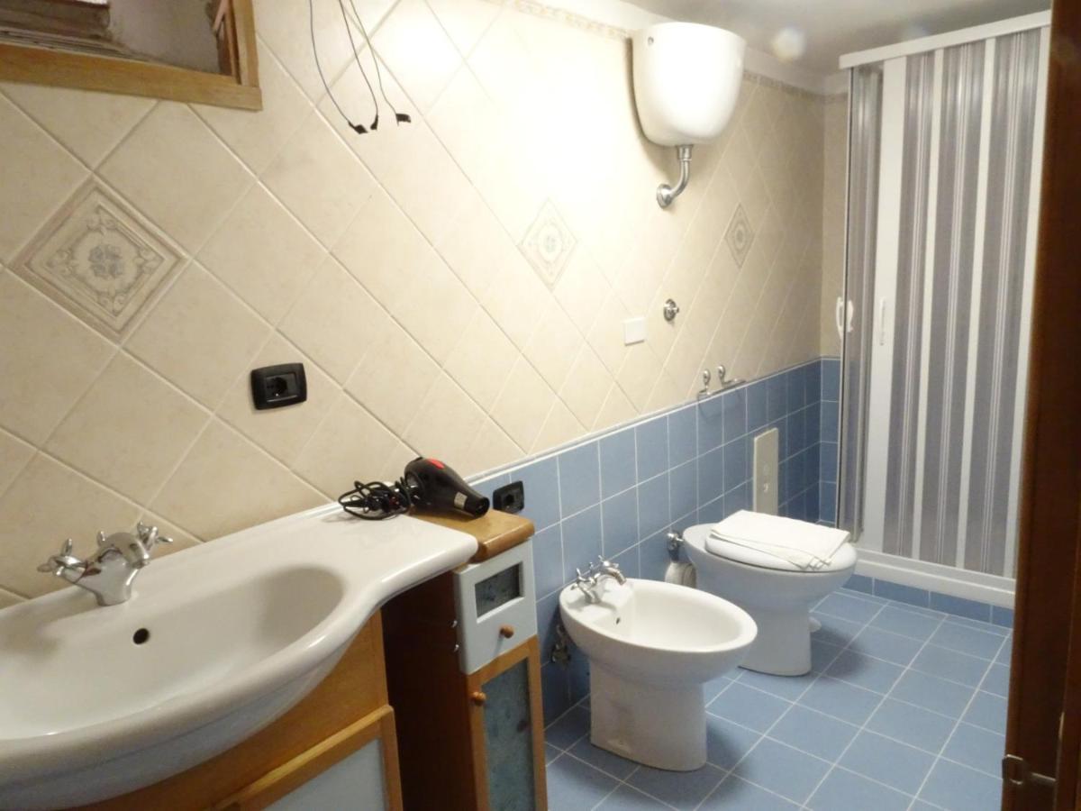 Bed & Breakfast A Capua Adiacente Al Duomo - Il Vicolo Luaran gambar