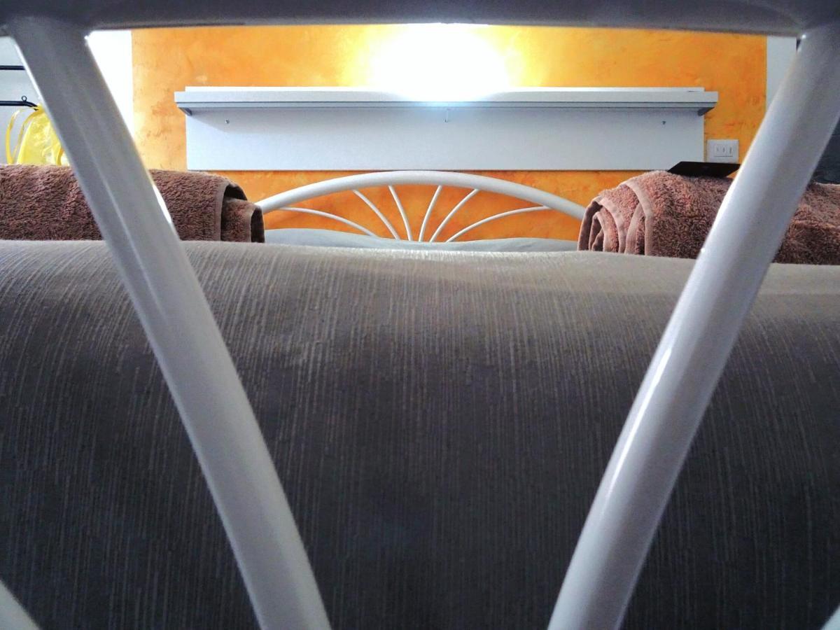 Bed & Breakfast A Capua Adiacente Al Duomo - Il Vicolo Luaran gambar