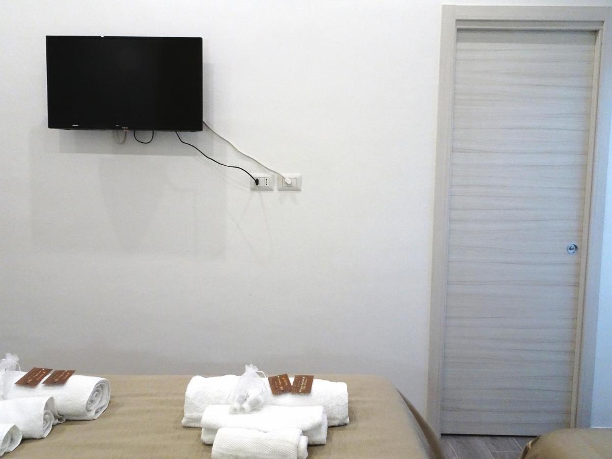 Bed & Breakfast A Capua Adiacente Al Duomo - Il Vicolo Luaran gambar