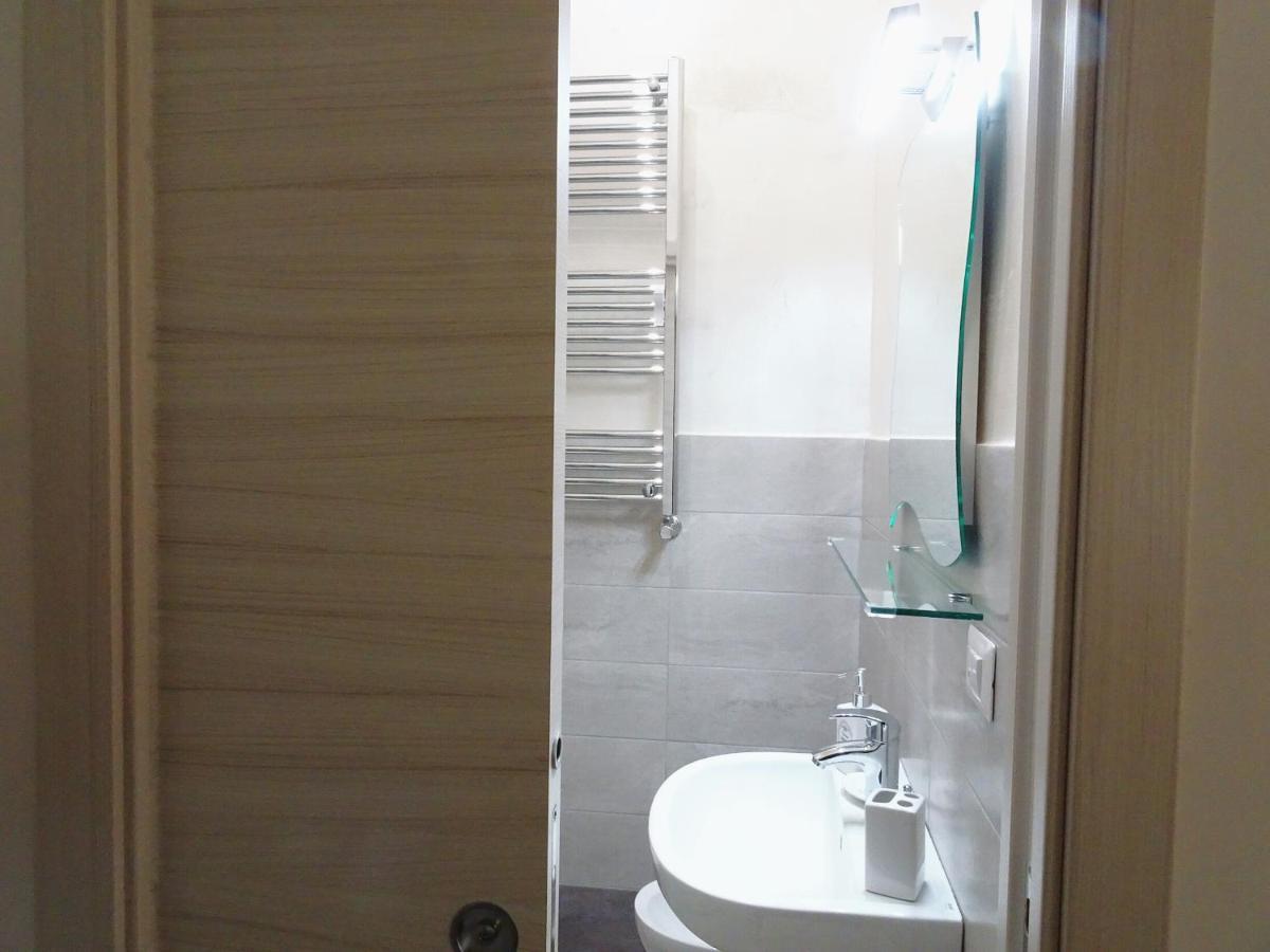 Bed & Breakfast A Capua Adiacente Al Duomo - Il Vicolo Luaran gambar